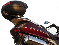 Givi    HONDA Silver Wing 400 2006-2009 SR19M